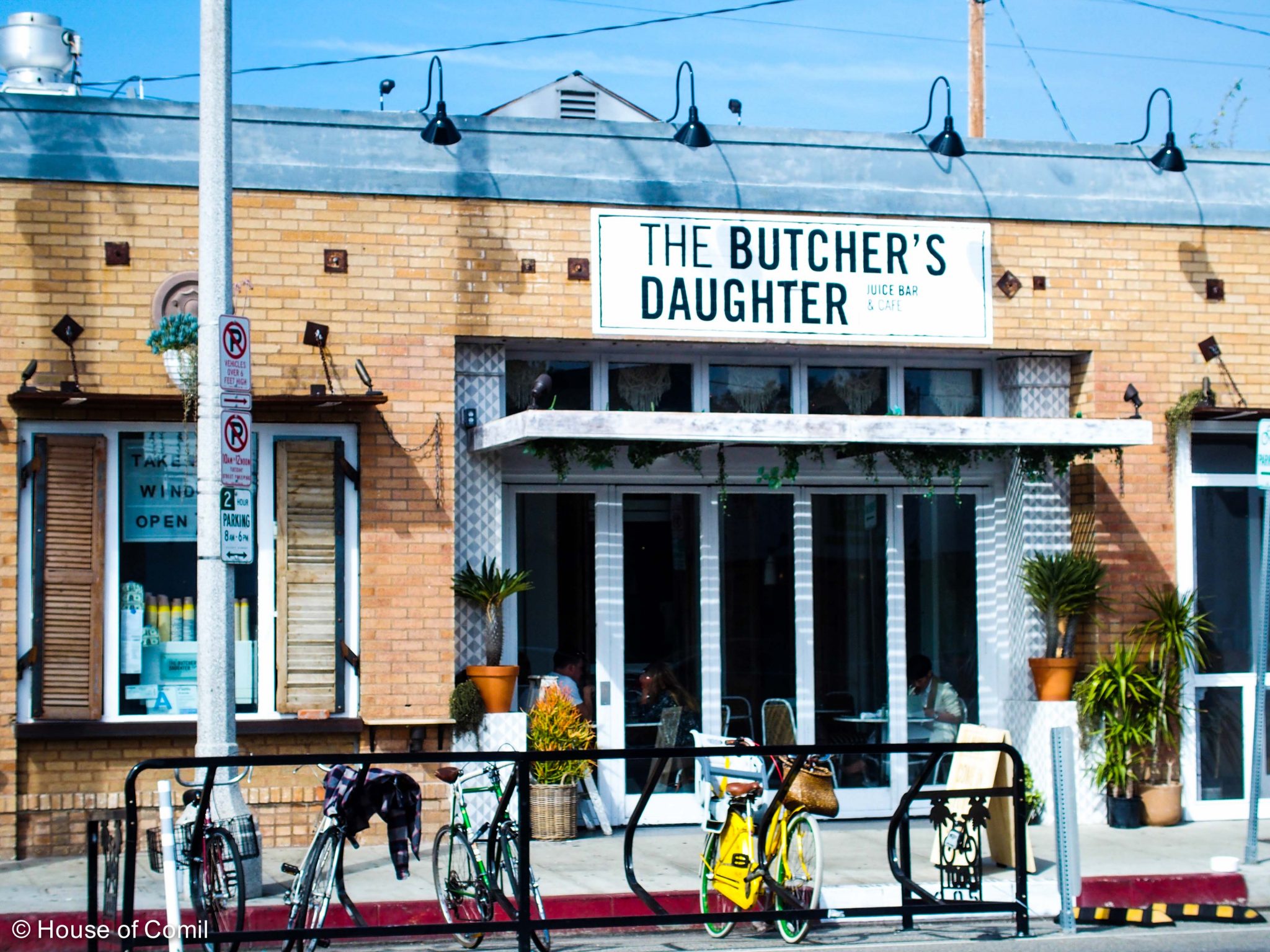 venice + abbot kinney + the butcher's daughter + los angeles + modernism + design +style blogger + house of comil + vegetation + los angeles blogger + swimming pool + chair + garden + house of comil