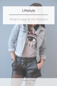 What to wear at the museum: kenzo tee shirt eye and a leather shorts from rag & bone. Click to read more on Houseofcomil.com or pin to save for later.