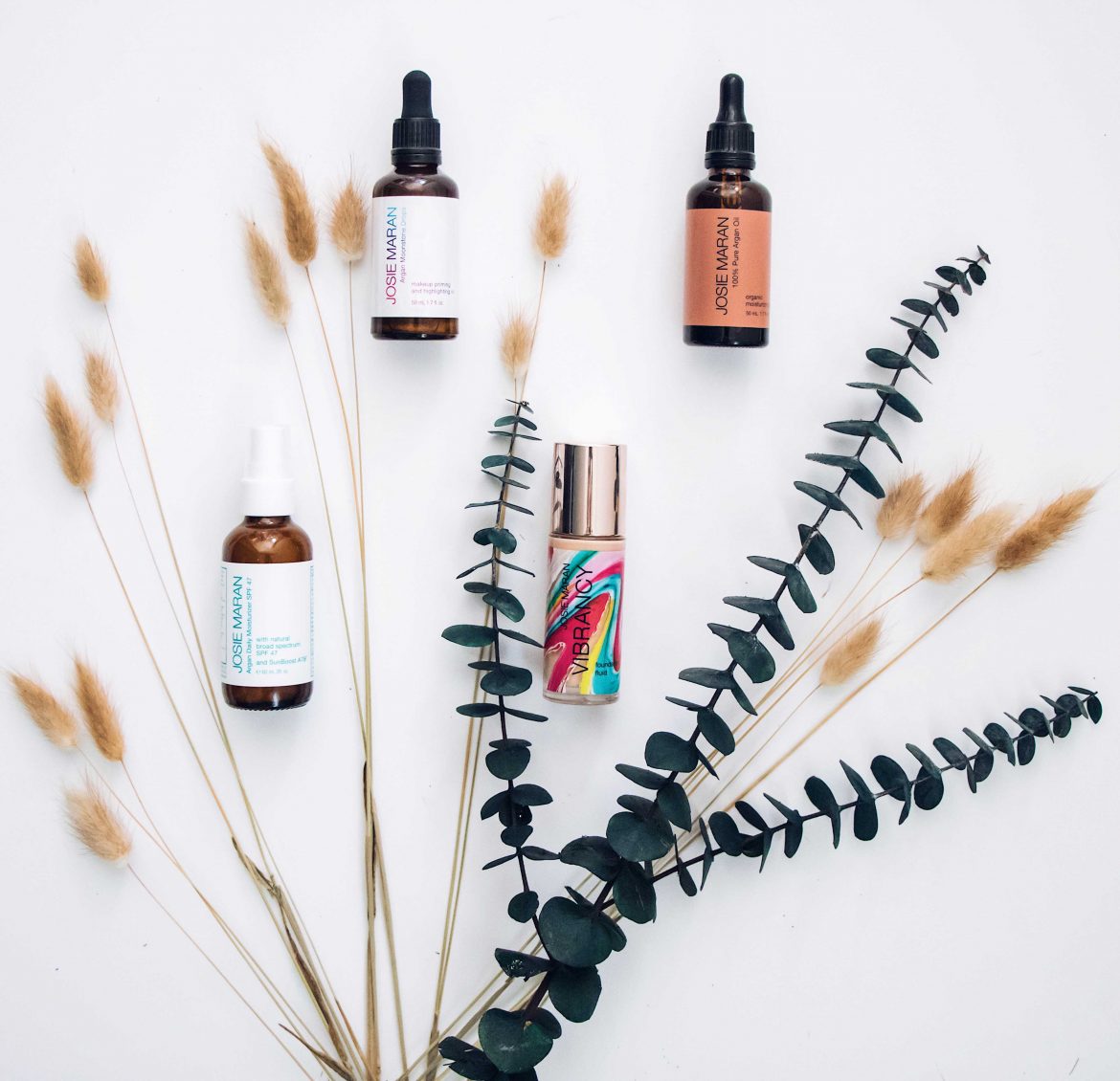 Clean Beauty: The fabulous Argan Oil! Best of Josie Maran products - Review on Houseofcomil.com