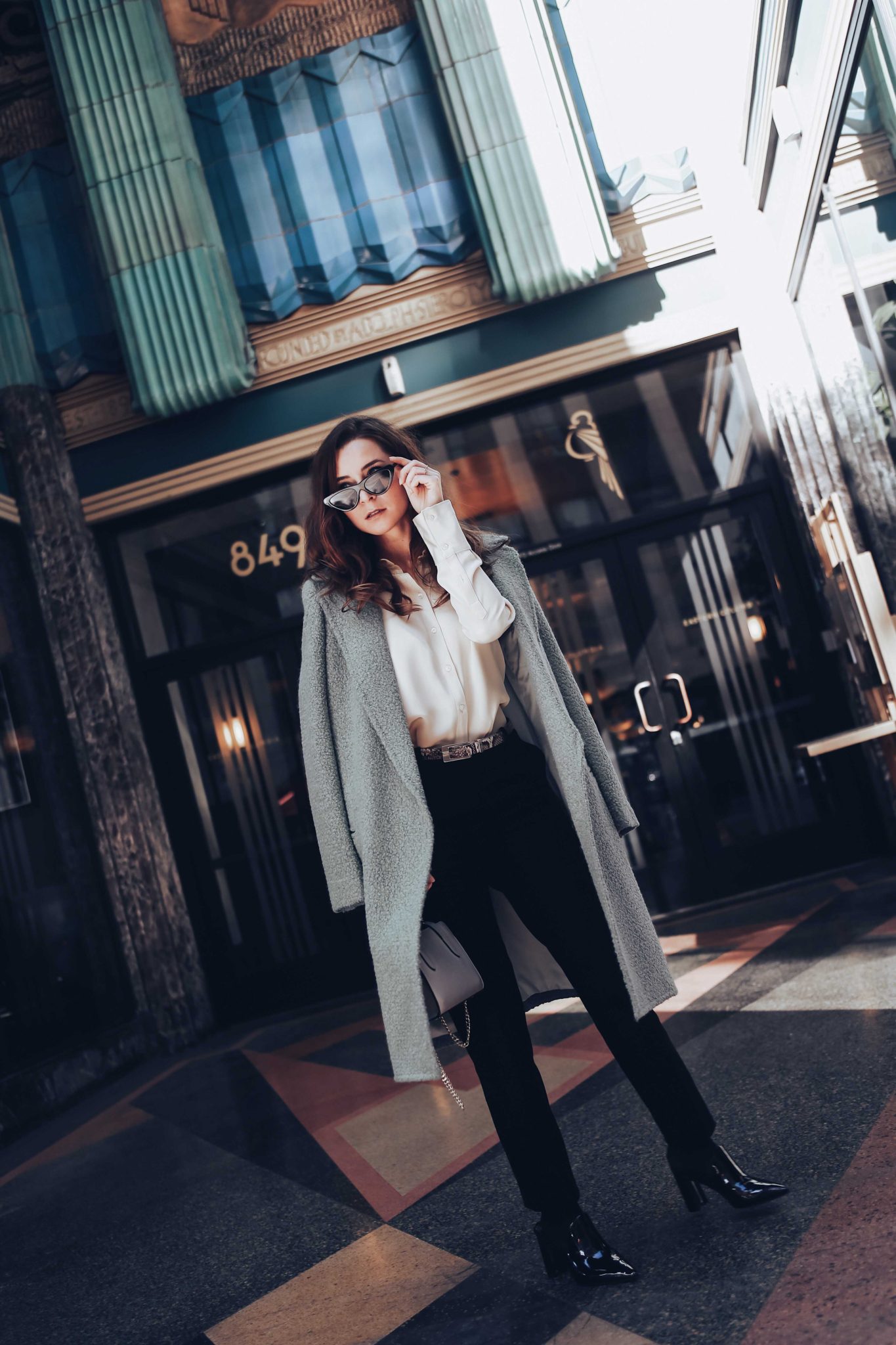 How to wear the business suits for women - Where to buy women suits: SuiStudio review and Check suits trend on Houseofcomil.com. Suits styled by Julia Comil French Fashion Blogger in Los Angeles