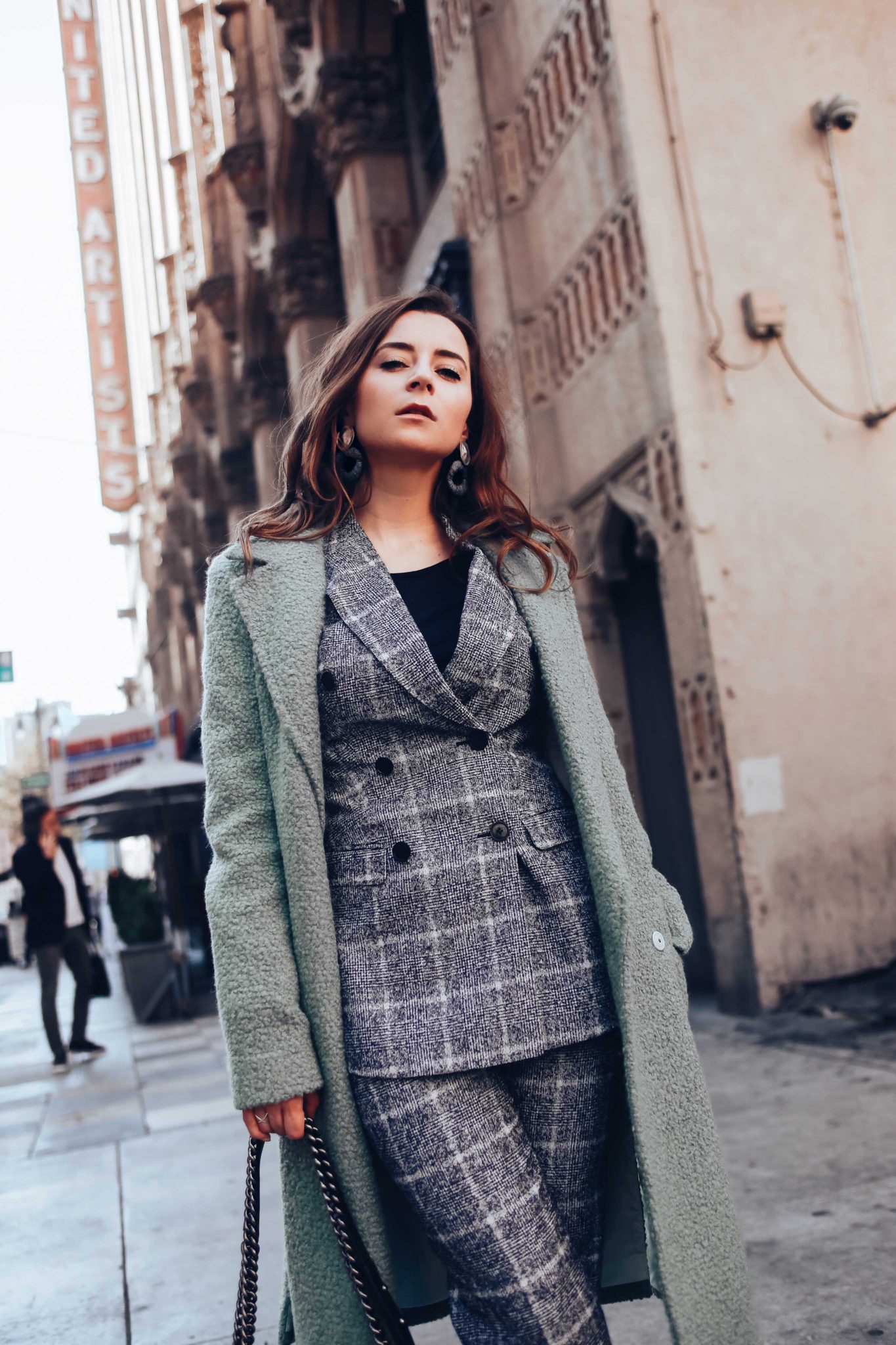 How to wear the business suits for women - Where to buy women suits: SuiStudio review and Check suits trend on Houseofcomil.com. Suits styled by Julia Comil French Fashion Blogger in Los Angeles