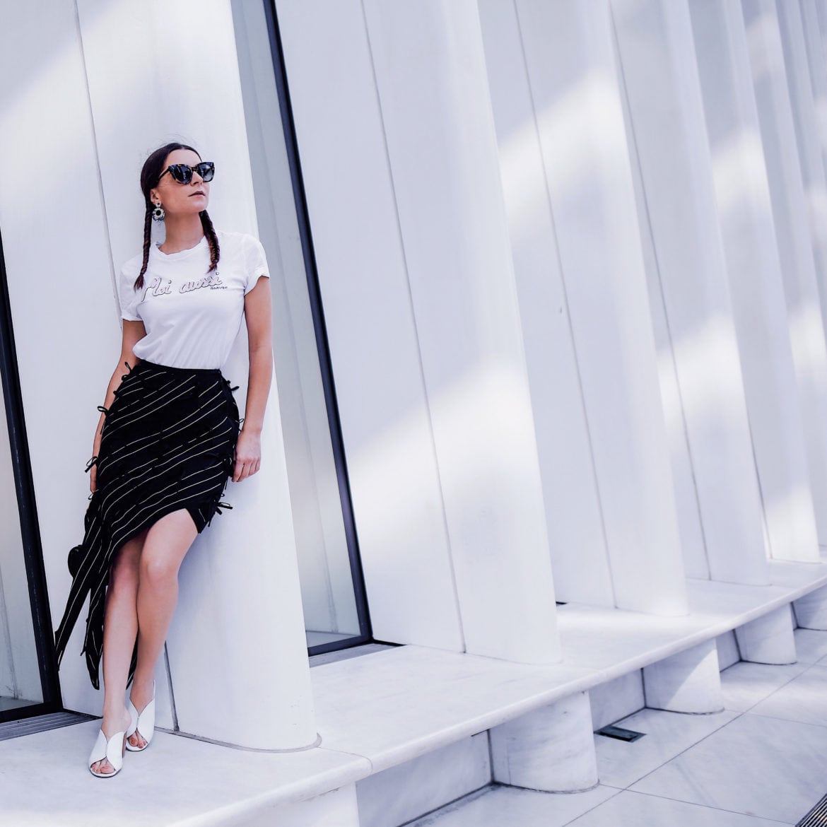 Street Style - New York style: the pin striped skirt by Self Portrait via If Chic. By Julia Comil french fashion blogger