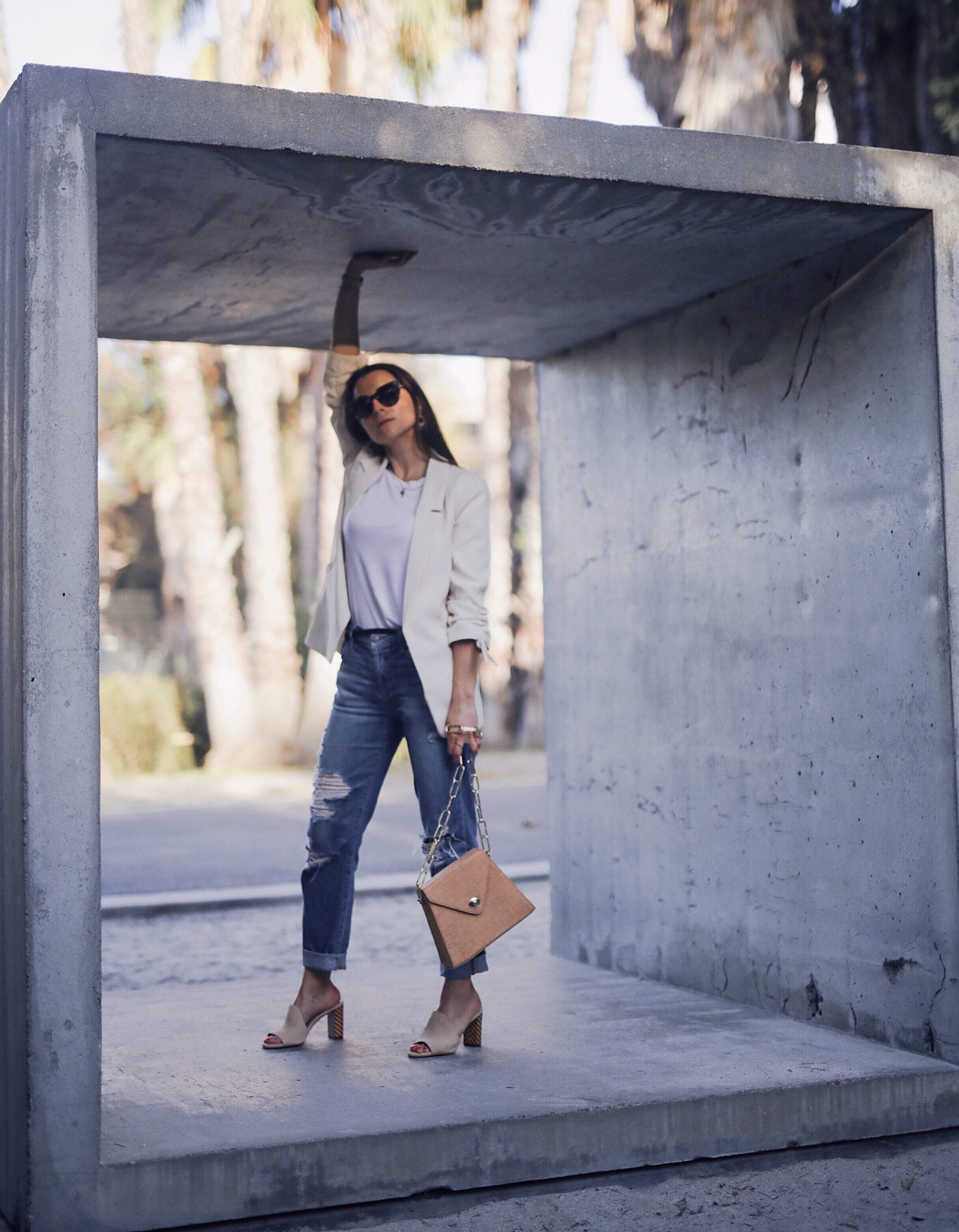 Style upgrade: The Summer blazer for women. Fashion Blogger Julia Comil is wearing a cream summer blazer from River Island. The full look and selection of affordable summer blazers on Houseofcomil.com