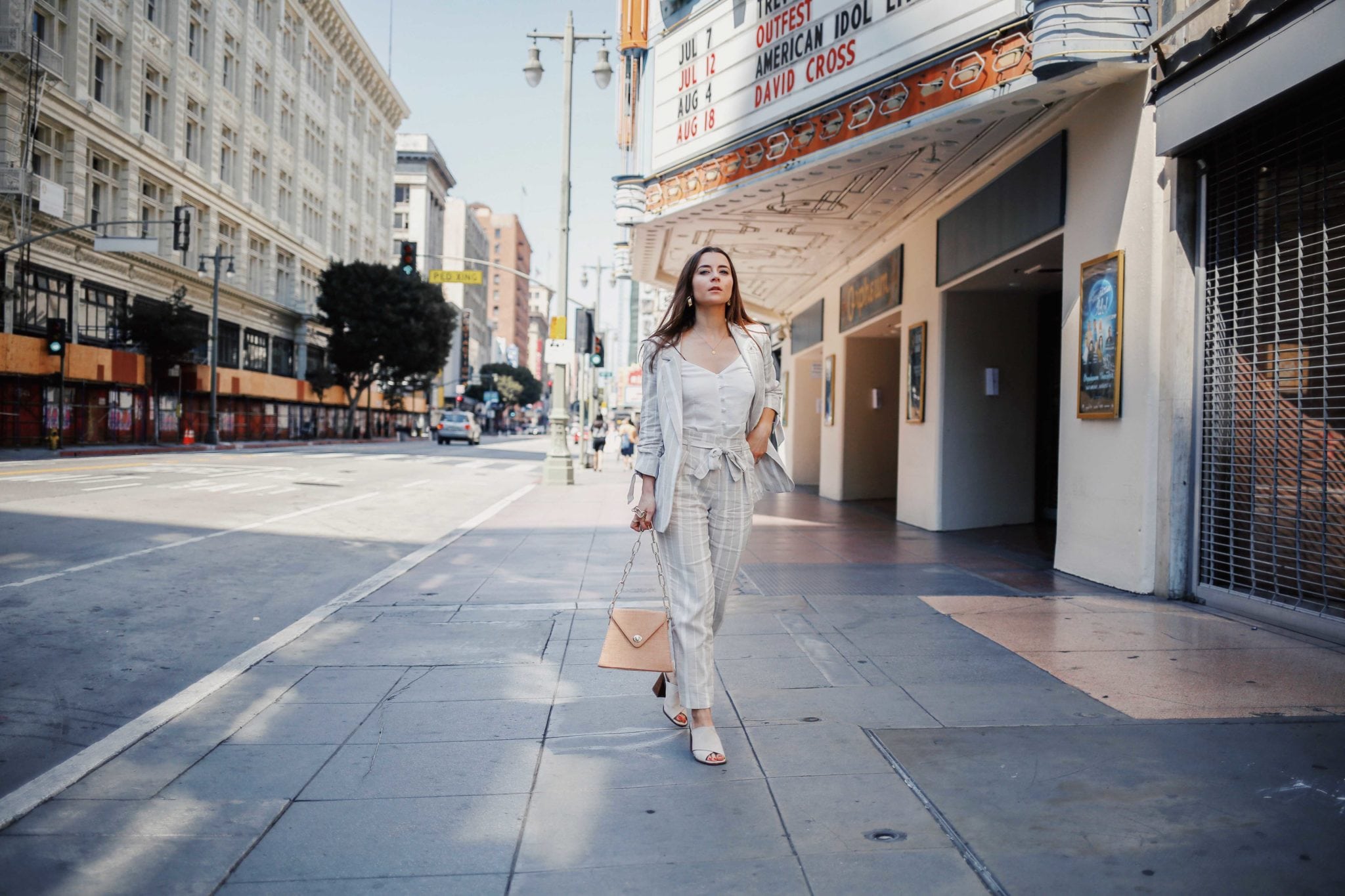 How to style linen for Summer - The linen suits for work and the bardot dress from River Island. Summer style - Read this post for summer outfit ideas using linen fabric. More on modersvp.com by fashion blogger Julia Comil