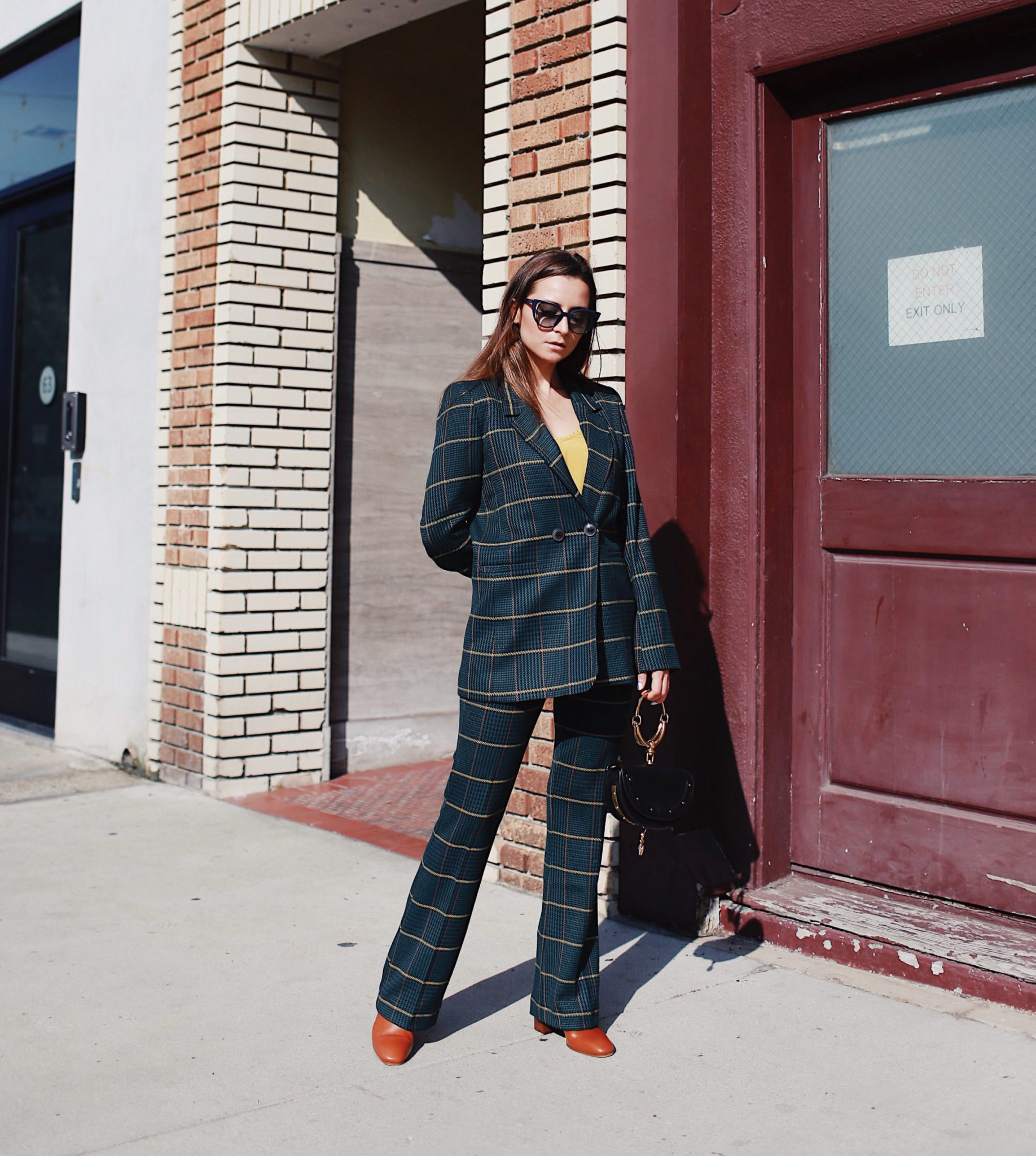 Must have piece to wear on repeat The Anine Bing plaid blazer