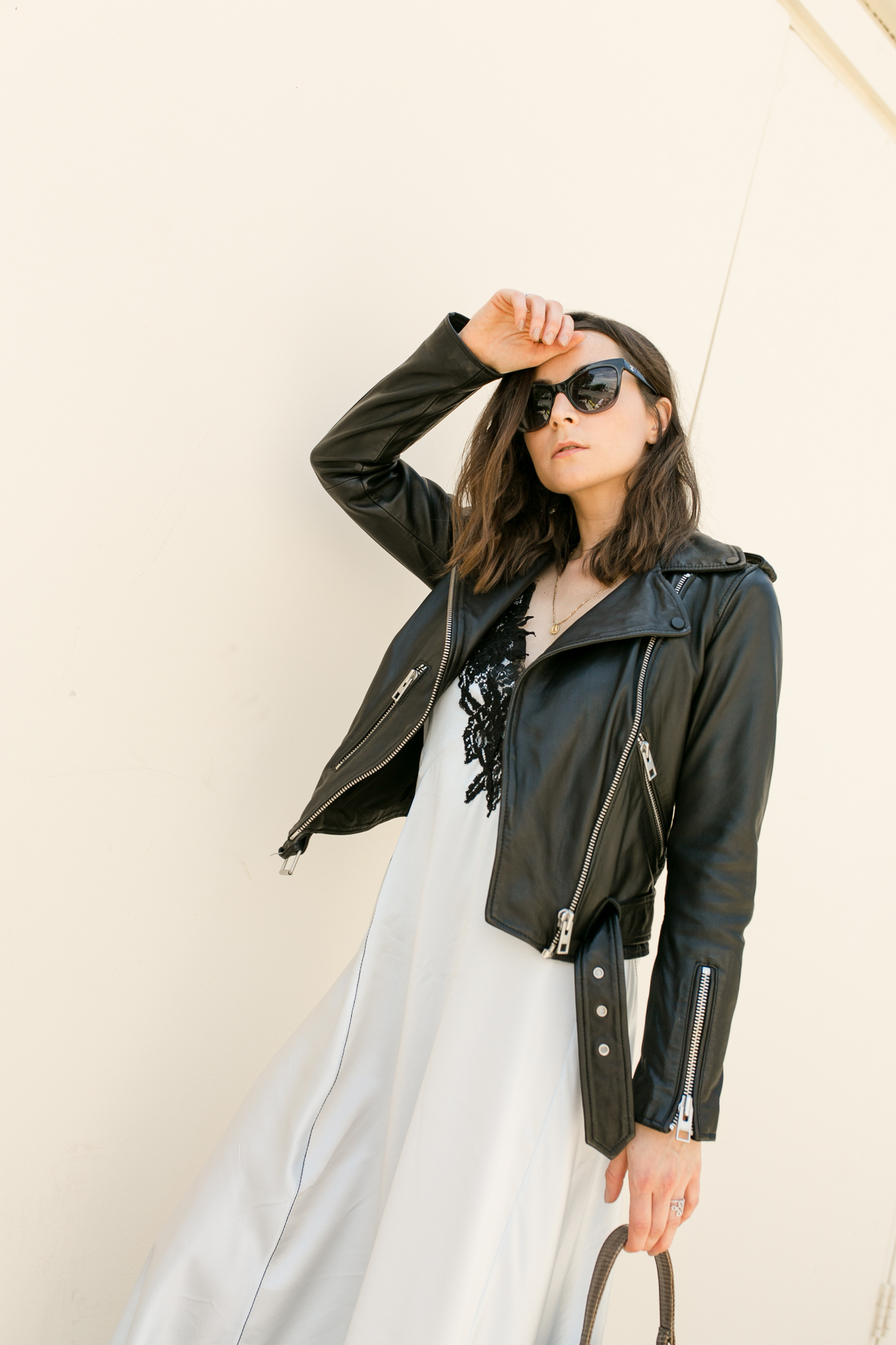 The perfect woman leather jacket ! The leather biker jacket is a French staple: timeless and effortless chic! Selection of the best premium leather jacket at an affordable price fall style