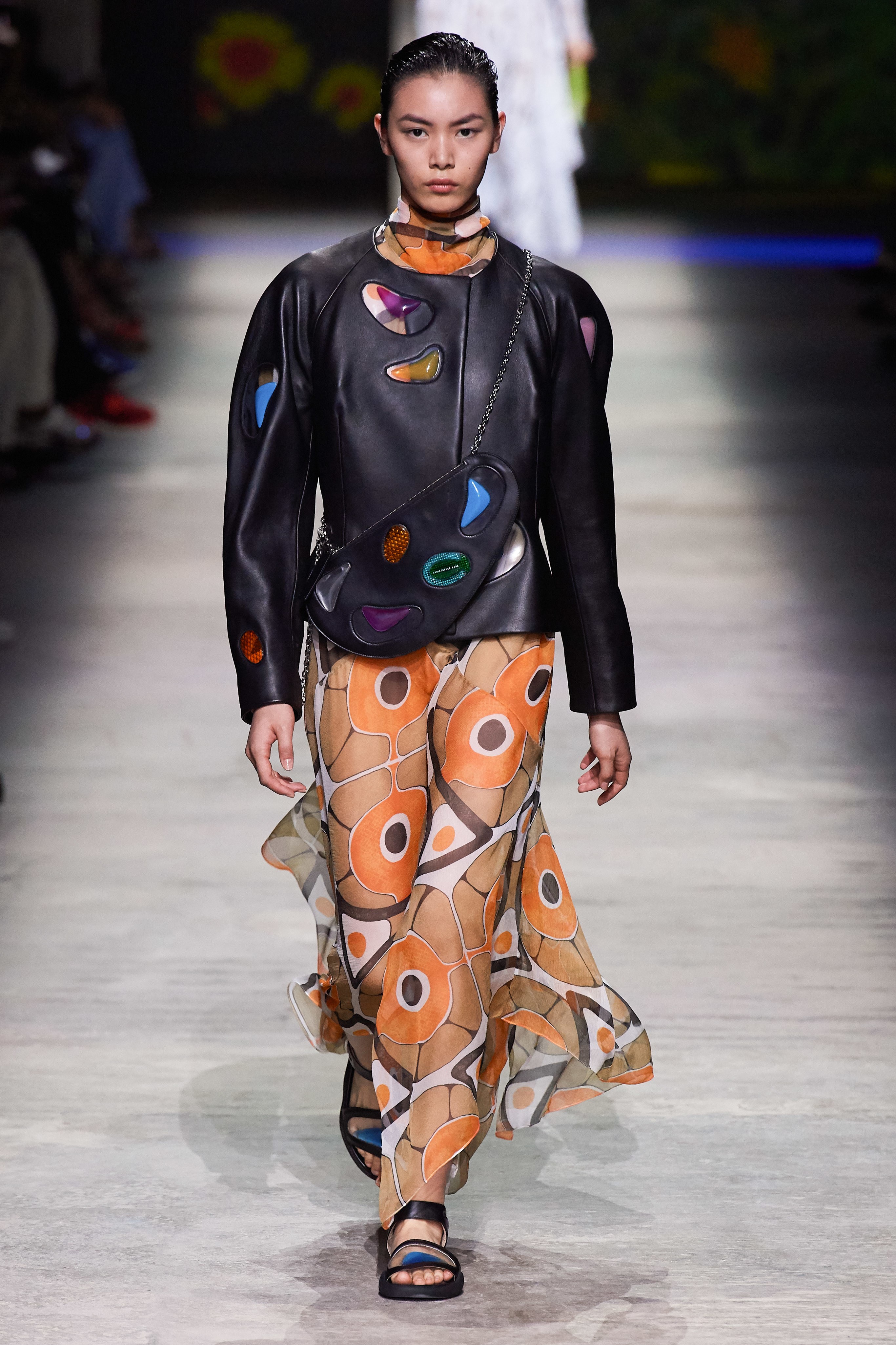 Christopher Kane Spring Summer 2020 SS2020 trends runway coverage Ready To Wear Vogue 60s wallpaper
