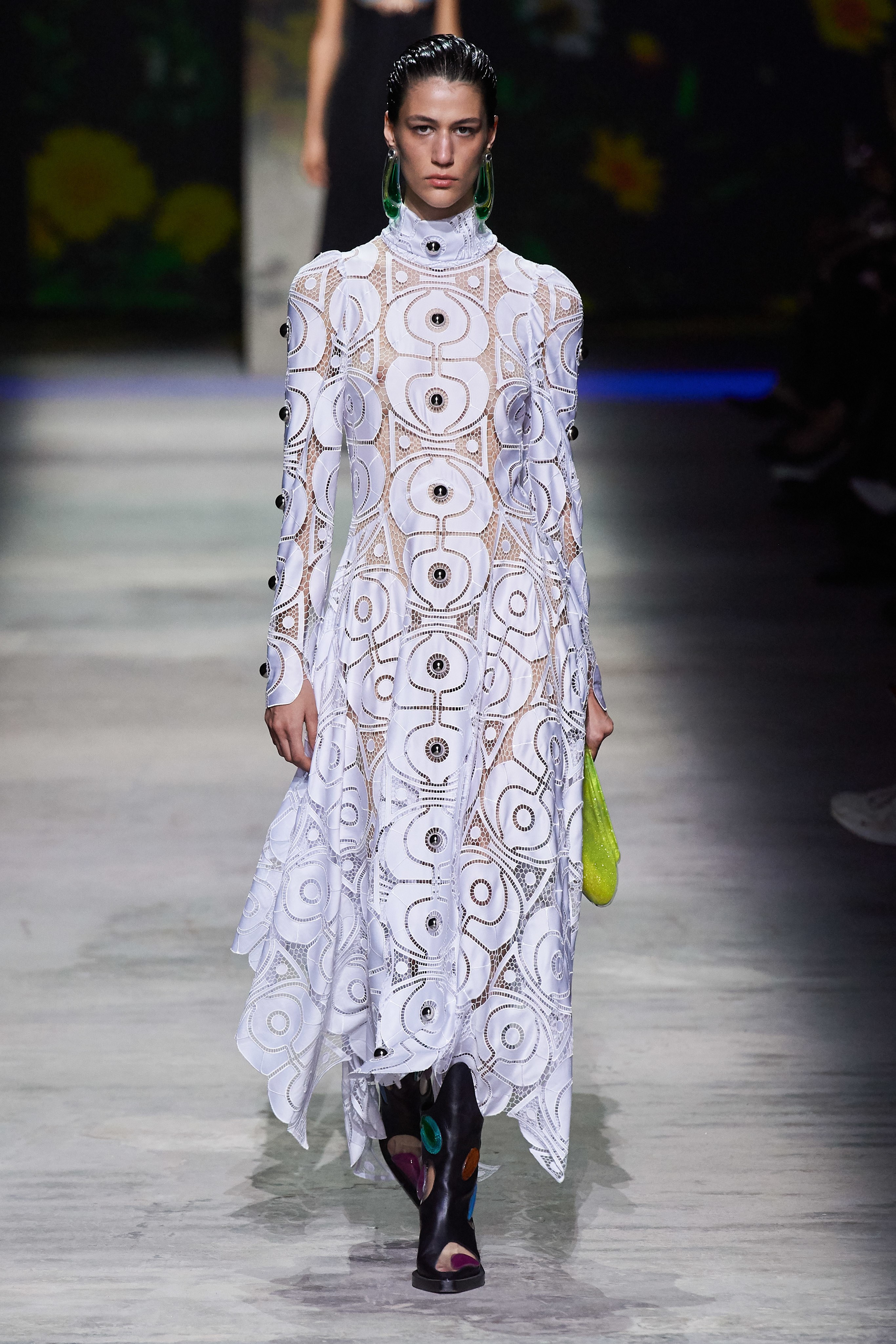 Christopher Kane Spring Summer 2020 SS2020 trends runway coverage Ready To Wear Vogue crochet