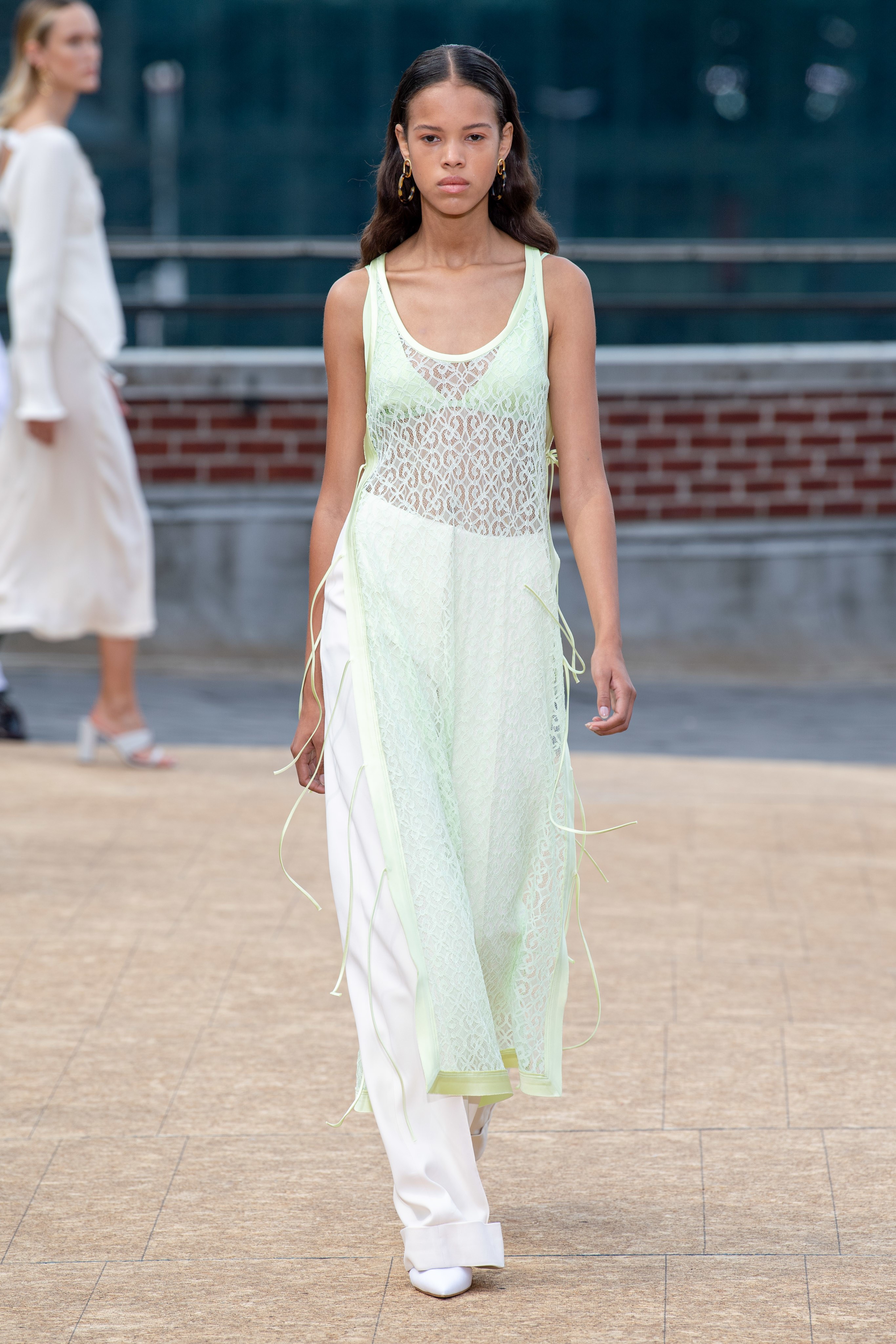 JONATHAN SIMKHAI Spring Summer 2020 SS2020 trends runway coverage Ready To Wear Vogue CROCHET