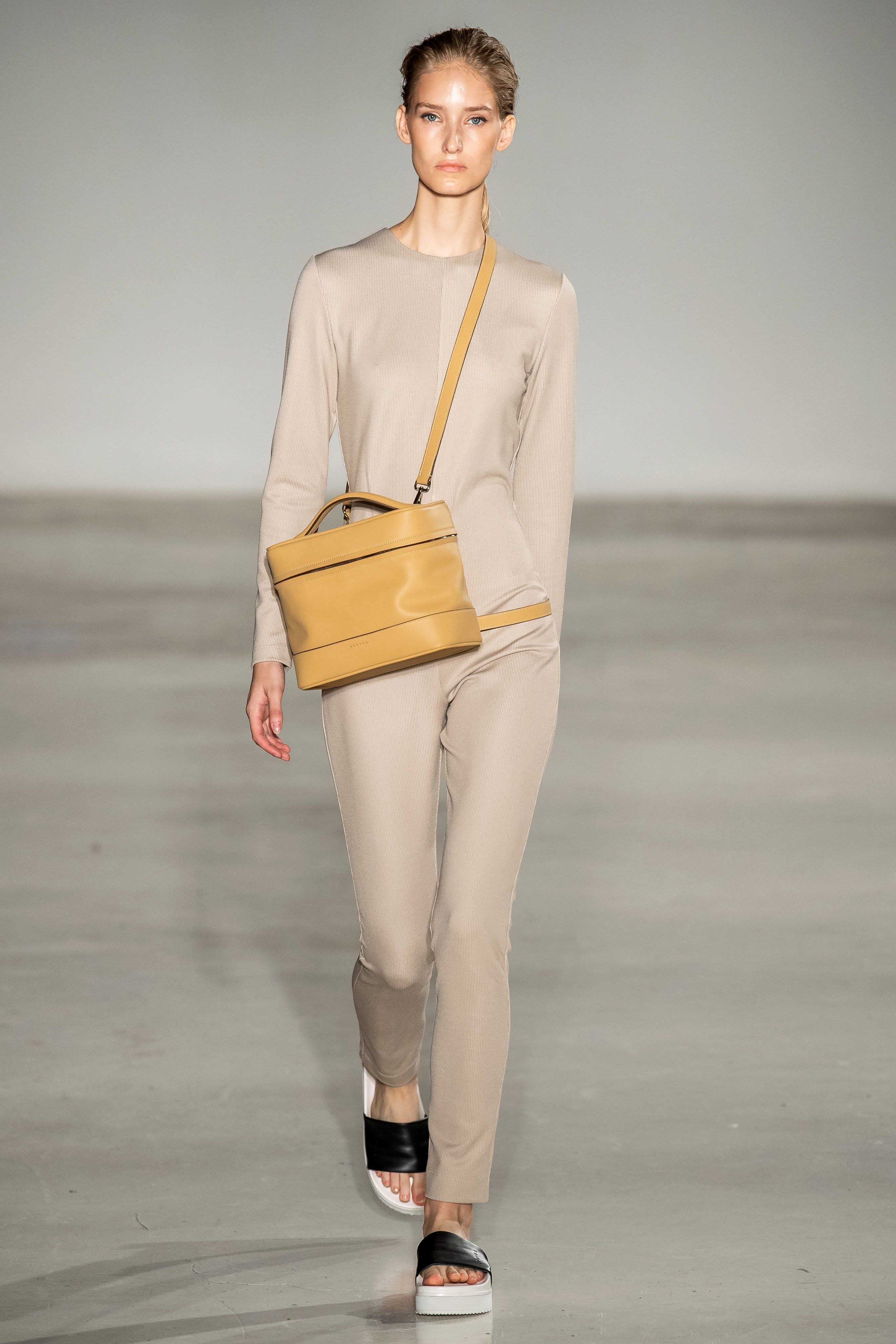 Nehera Spring Summer 2020 SS2020 trends runway coverage Ready To Wear Vogue bag