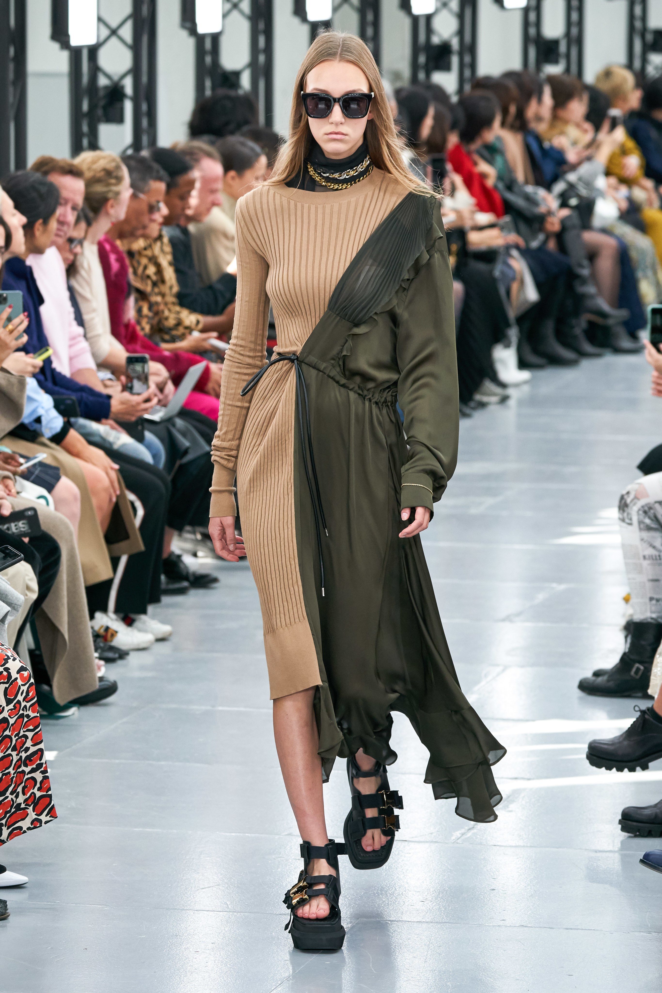Sacai Spring Summer 2020 SS2020 trends runway coverage Ready To Wear Vogue double trouble