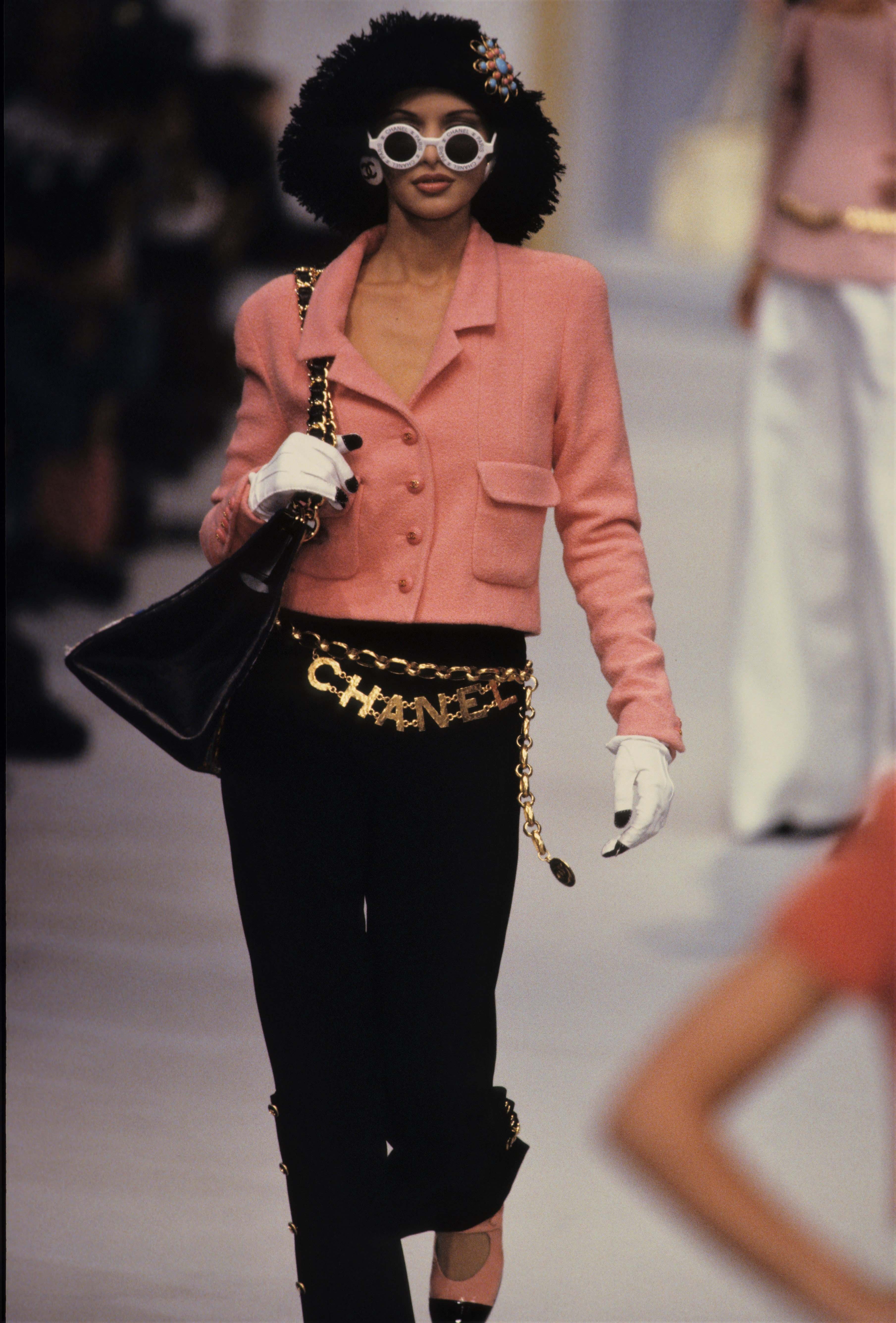 chanel in the 90's - chanel-spring-1993-ready-to-wear-details-Img012626 (1)