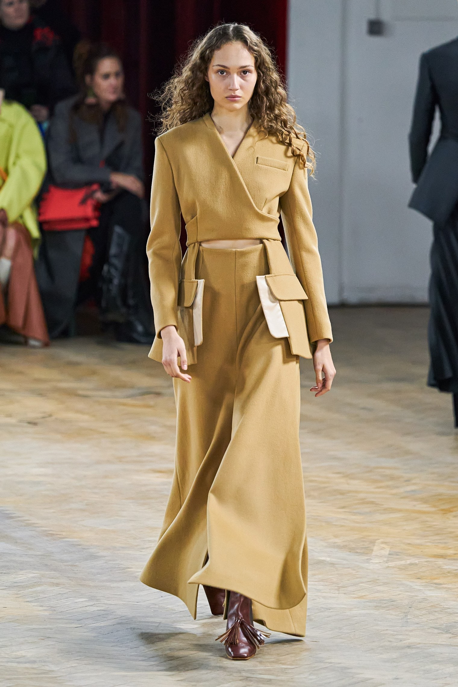 A.W.A.K.E. Mode Fall 2020 trends runway coverage Ready To Wear Vogue beige monochrome