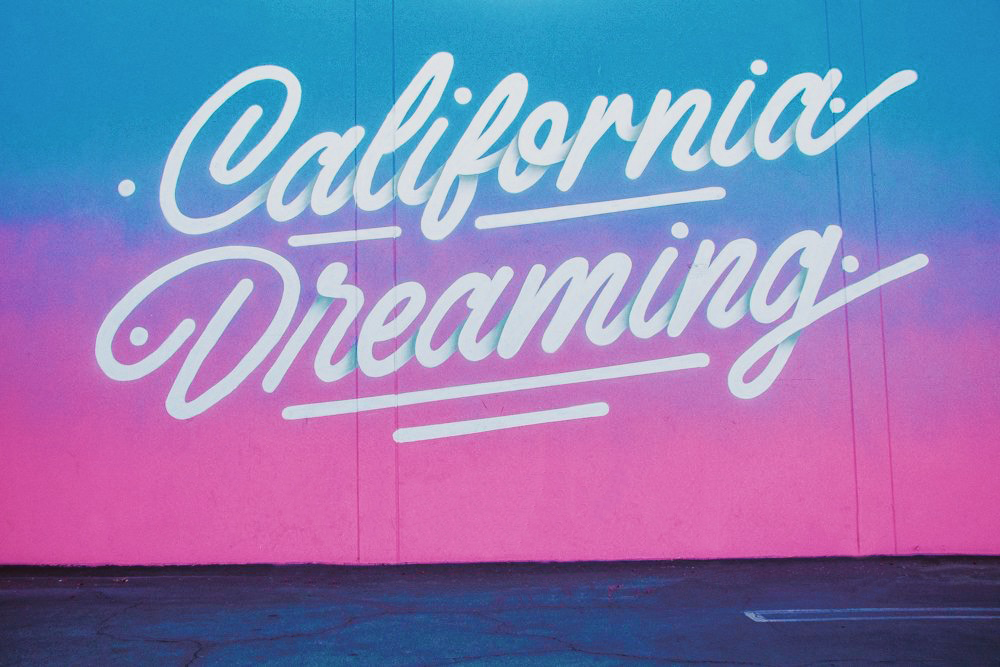 CALIFORNIA DREAMING DESIGNER INSPIRED BY & SIMILAR TO: LV CALIFORNIA DREAM  – Motala