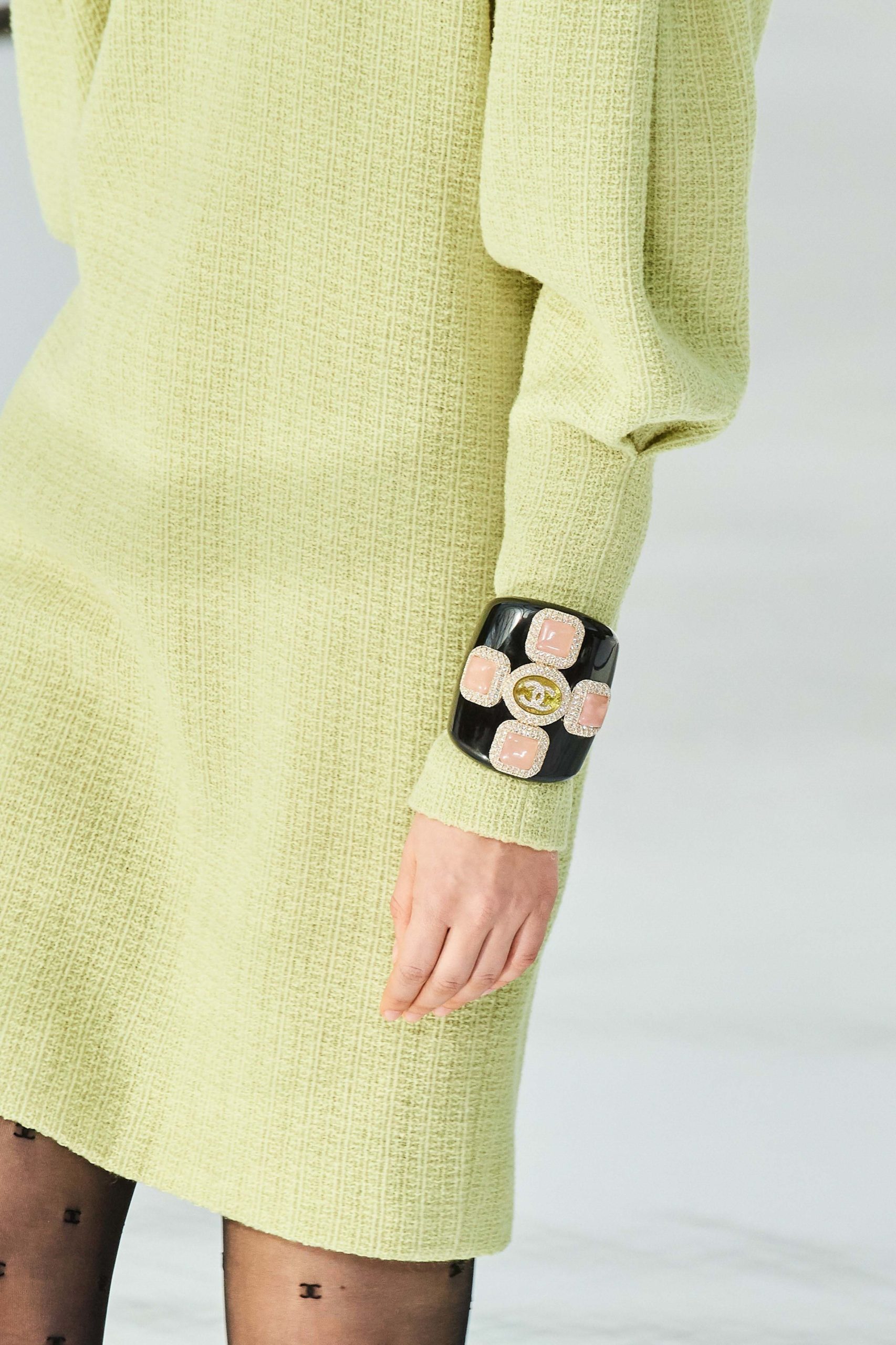 Chanel Fall Winter 2020 trends runway coverage Ready To Wear Vogue vintage bangle