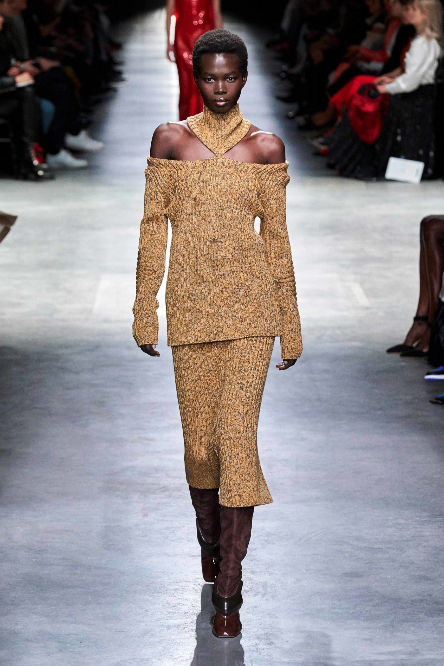 Christopher Kane Fall Winter 2020 trends runway coverage Ready To Wear Vogue shoulder