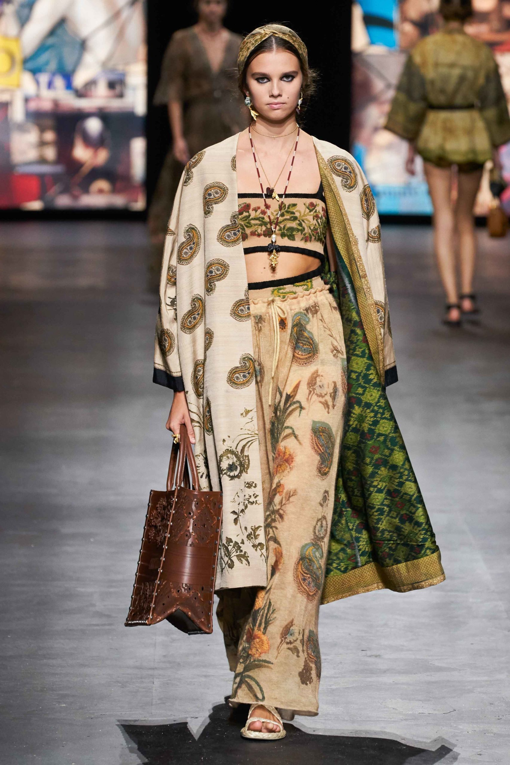 Spring Summer 2021 trends runway coverage Ready To Wear Vogue silky scarf bottom Dior