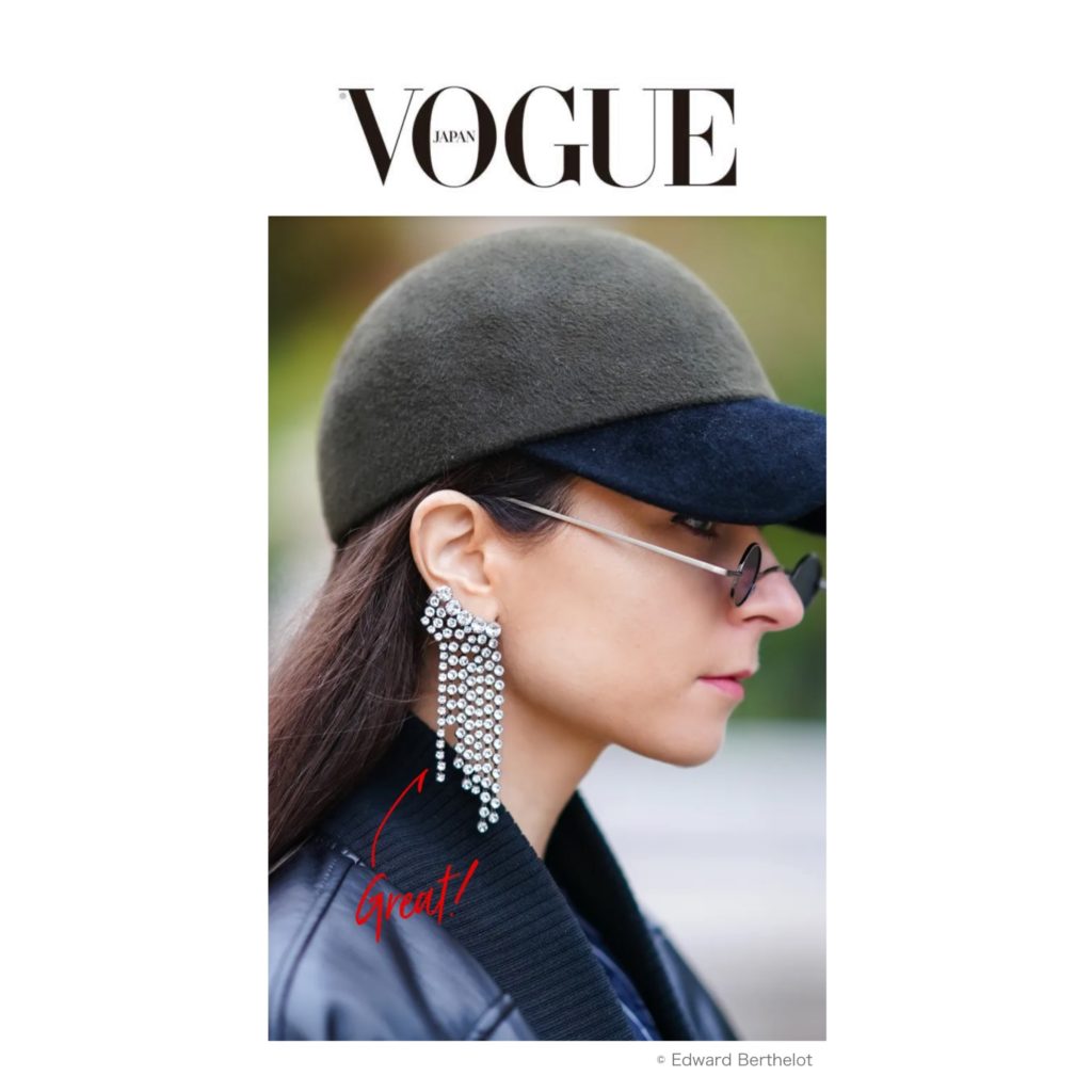 Vogue Japan - Best of Paris Fashion Week Street Style Spring 2021 - Julia Comil shot by The Edward Berthelot - Julia Comil is wearing Sportmax,Isabel Marant earrings, D Estree hat, Rendel sunglasses - press