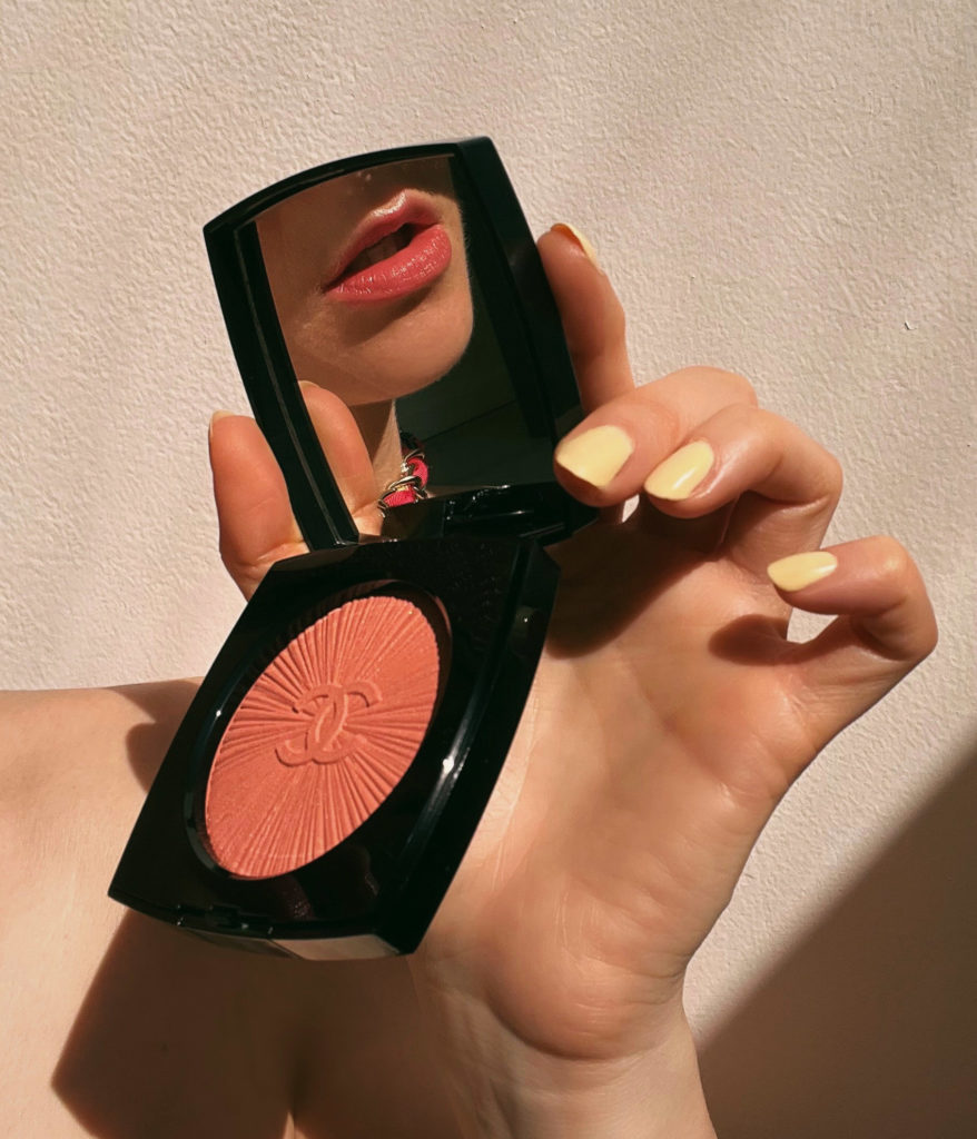 Chanel Spring Summer 2022 make up collection review La Pausa light riviera inspired by Julia Comil French fashion influencer we love coco welovecoco chanel beauty