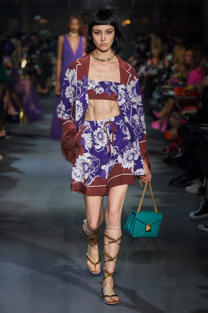 Sporty & Luxe Best Spring Summer 2022 fashion trends from the runway Valentino Vogue Runway paris fashion week