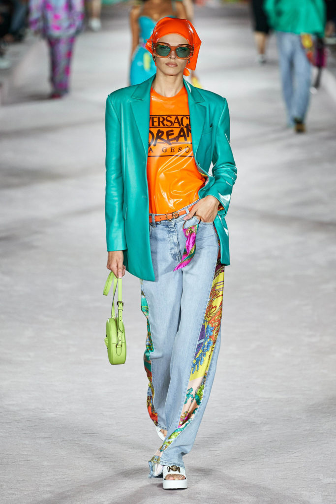 80s' fashion revival Best Spring Summer 2022 runway trends Versace Vogue Runway milan fashion week