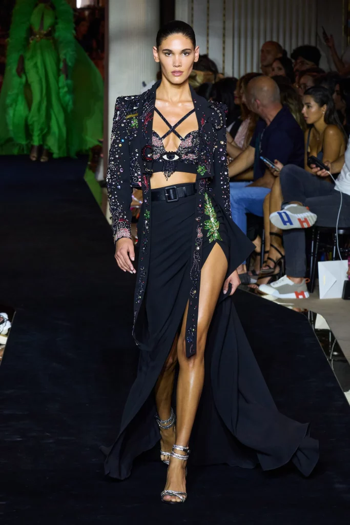 Couture runway report - best couture fall 2022 looks - zuhair-murad- Vogue Runway Fall 2022