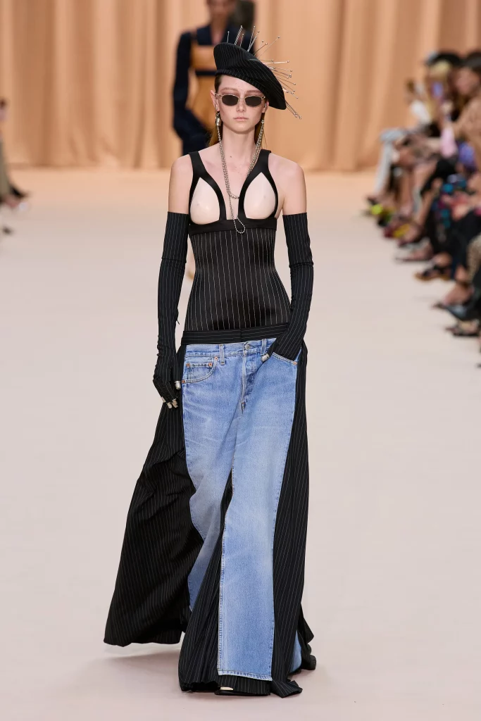 Couture runway report - best couture fall 2022 looks - Vogue RUnway Fall 2022 - jean-paul-gaultier- olivier roustaing denim