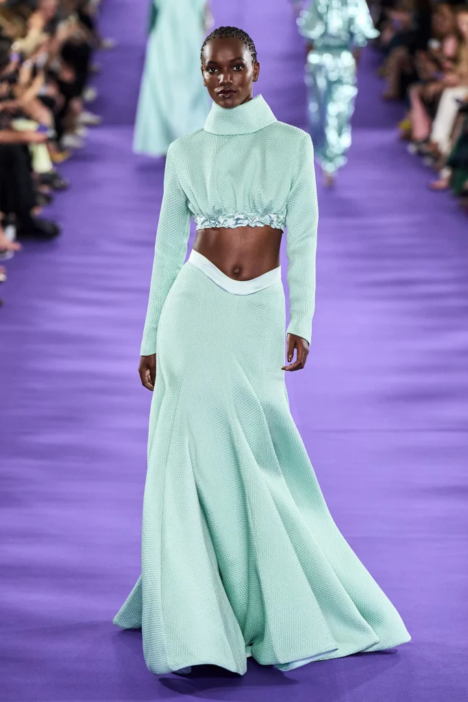 Couture runway report - best couture fall 2022 looks - Vogue RUnway Fall 2022 - Alexis Mabille