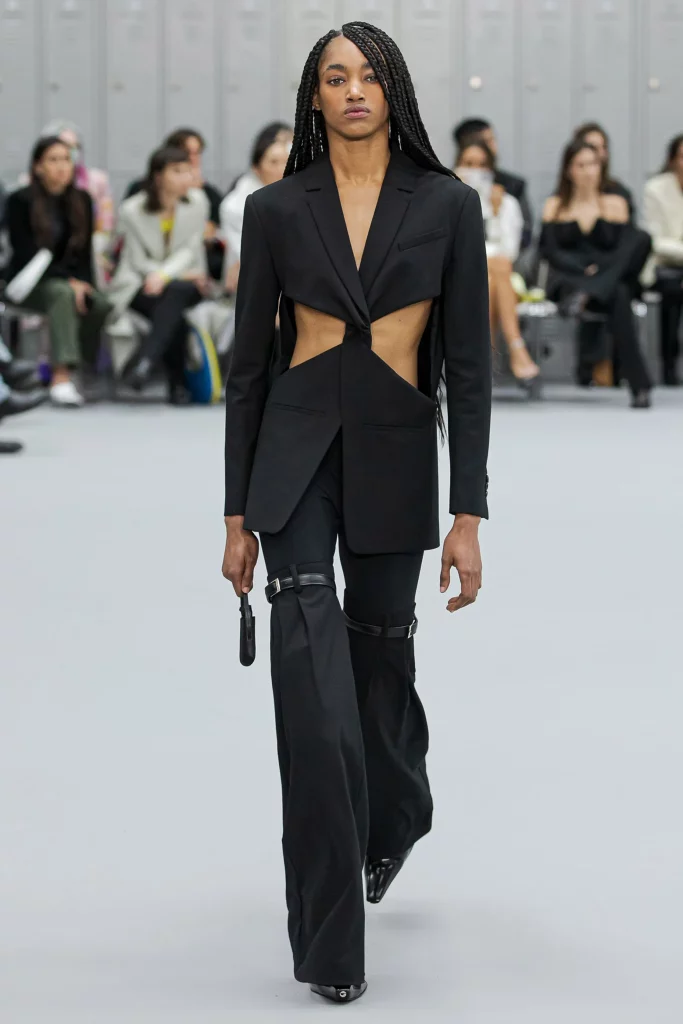 Best Fall 2022 fashion trends as per the runway coperni