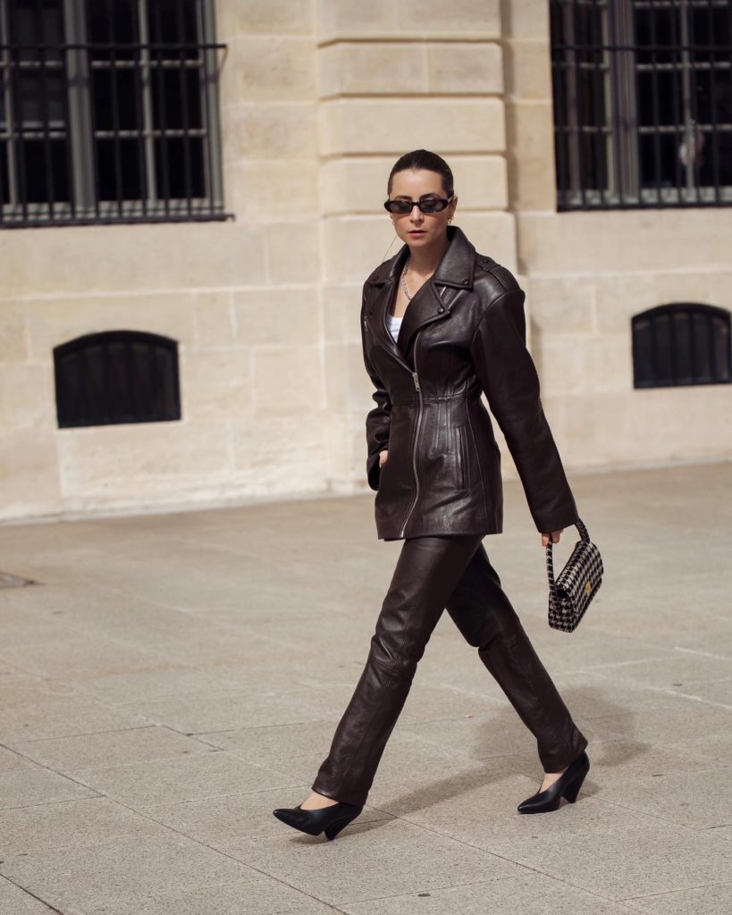 anine bing raven brown leather jacket heavy fall winter 2022 julia comil paris fashion week
