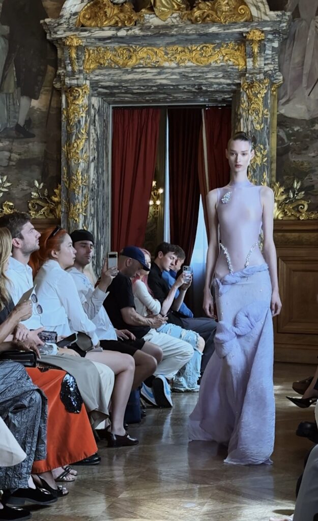 Peet Dullaert show Couture show paris haute couture week july 2025 contouring dress